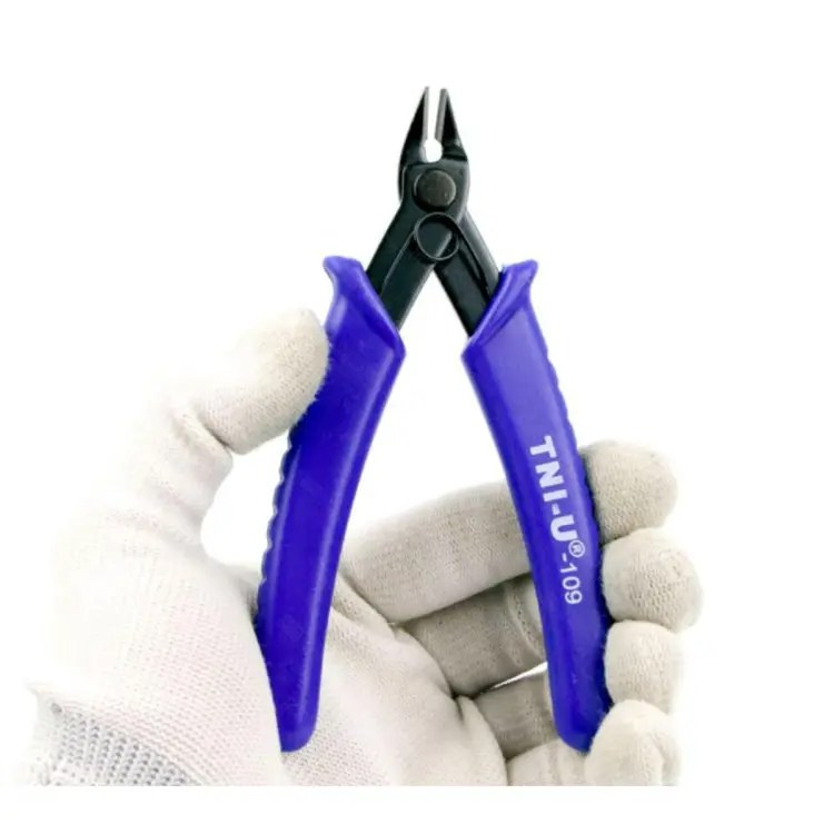 TNI-U-TU109-wire-Cutter-wire-plier-blue-color-at-best-price-in-pakistan-1.jpg TU-109 5″ Electric Wire Cable Cutter electric excellent curved cut Pliers - Image 3