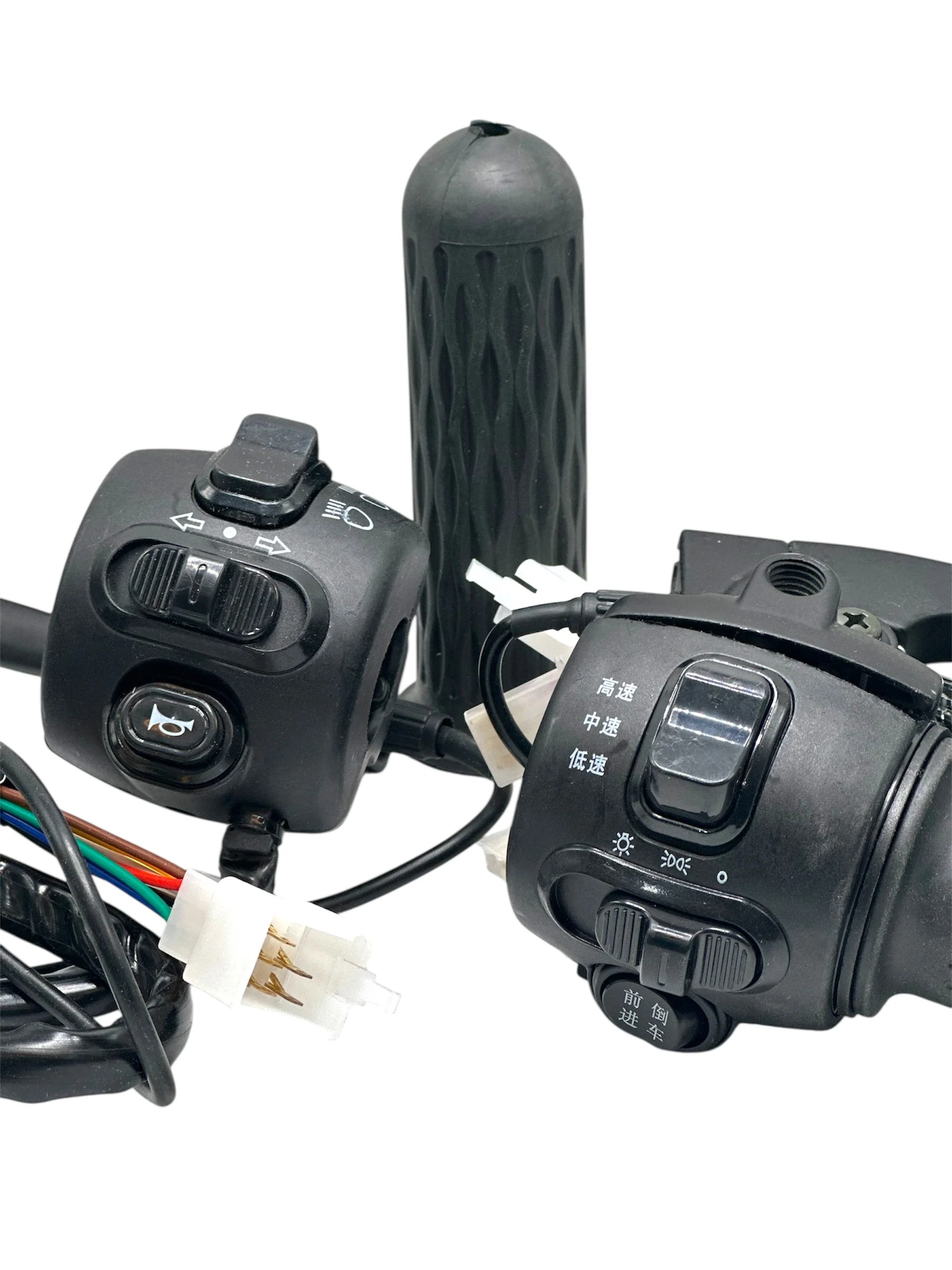 electric-bicycle-throttle-handle-switched-e-bike-with-switches-and-brake-lever-at-best-price-in-pakistan-2.jpg Electric Bicycle Throttle Handle Switched E-Bike with Switches and Brake Lever - Image 4